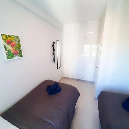 Sea Breeze Central, 2bed *