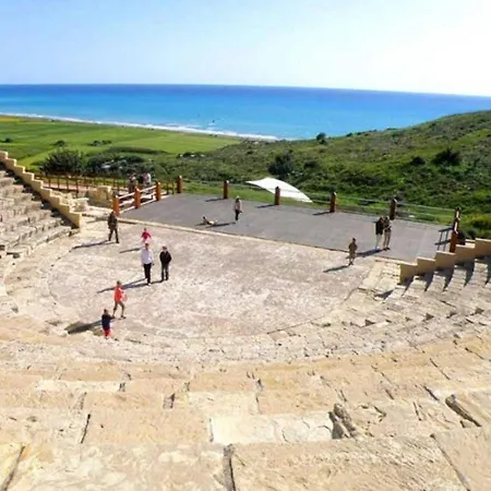 Sea Breeze Central, 2bed Limassol