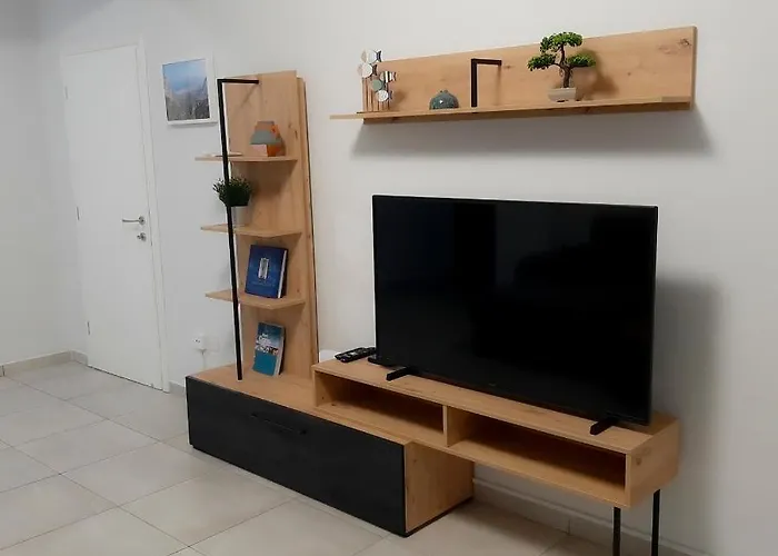 Sea Breeze Central, 2bed *