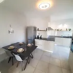 Sea Breeze Central, 2bed *
