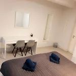 Sea Breeze Central, 2bed