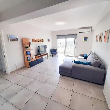 Sea Breeze Central, 2bed