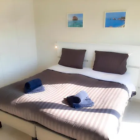 Sea Breeze Central, 2bed Apartament Limassol
