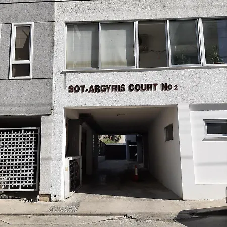 Sea Breeze Central, 2bed *