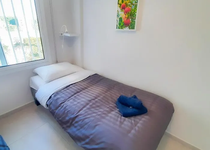 Sea Breeze Central, 2bed * Limassol