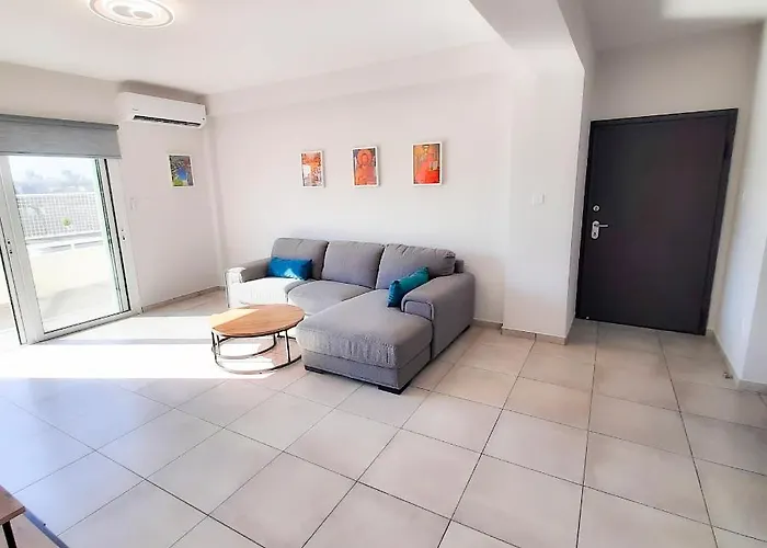 Sea Breeze Central, 2bed