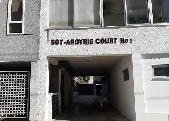 Sea Breeze Central, 2bed *