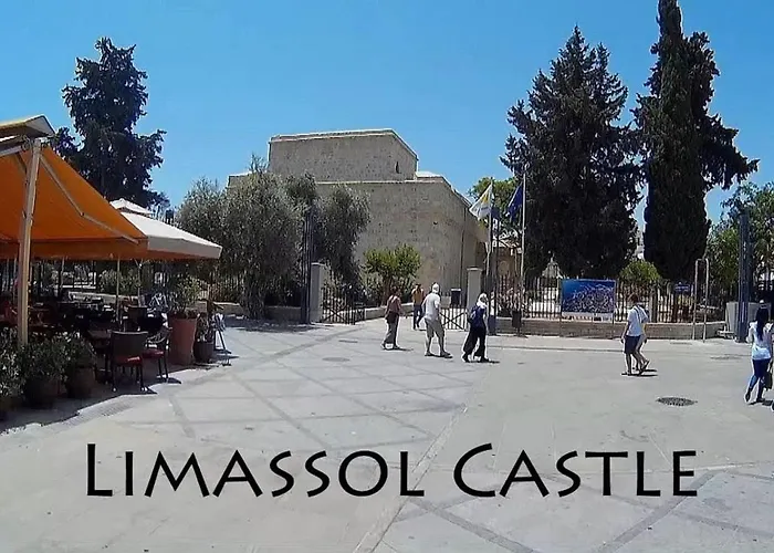 Sea Breeze Central, 2bed Limassol