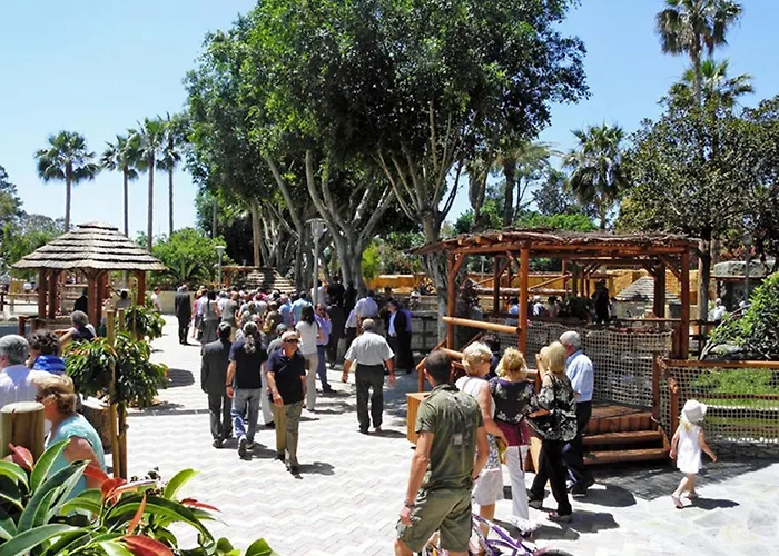 Sea Breeze Central, 2bed Lägenhet