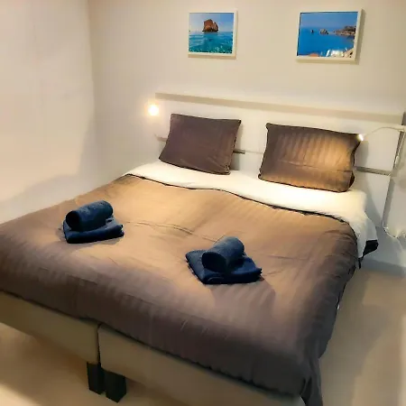 Sea Breeze Central, 2bed 公寓